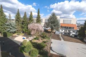 Stilvolle 4,5-Zimmer-Wohnung mit Balkon und Tiefgaragenstellplatz im Herzen der Stadt – Die vollständige Adresse der Immobilie erhältst du vom Anbieter., 71063 Sindelfingen – Vorschaubild 3