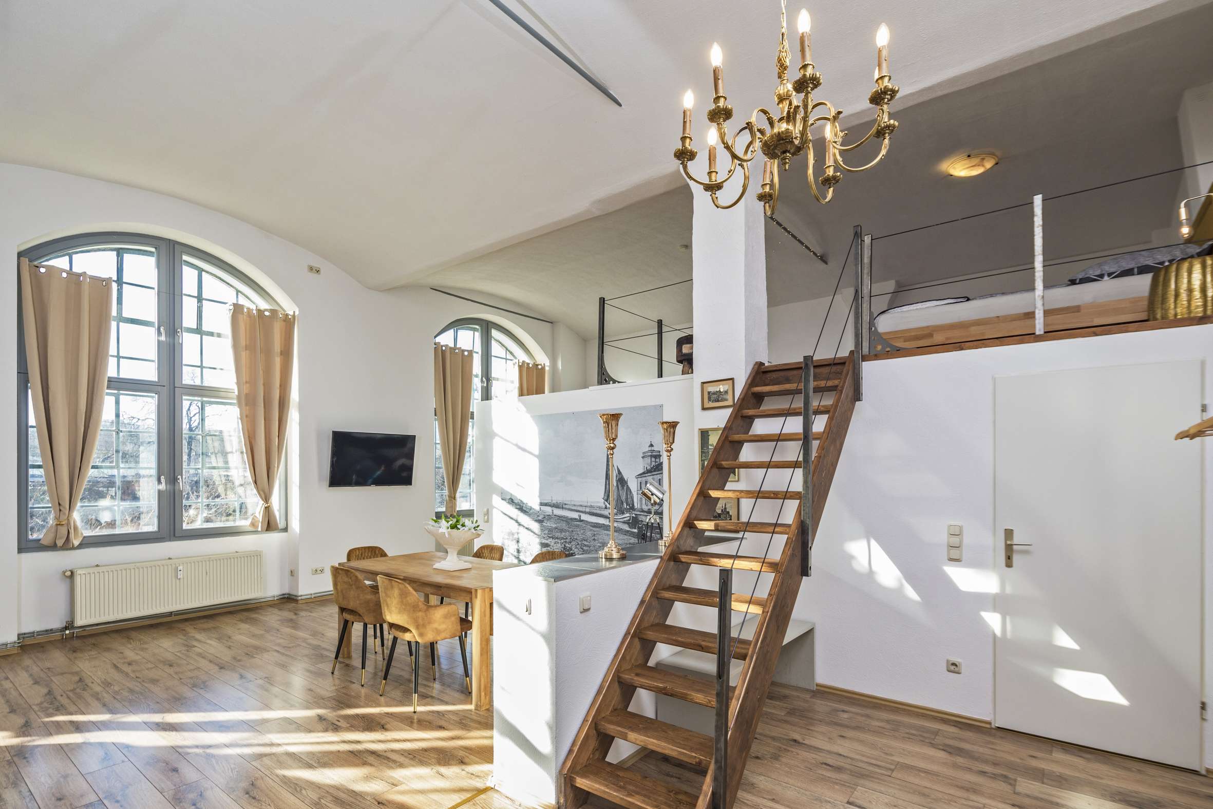 Immobilie in Heidenau - Einzigartige Ferienwohnung mit Loftcharakter am Tor zur Sächsischen Schweiz - Bild 6