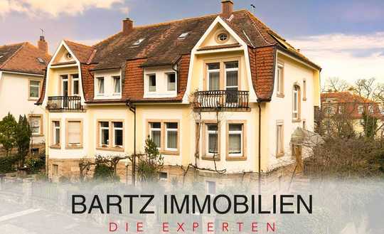 Jugendstil trifft Lebensqualität - Bezugsfertige Stadthaushälfte mit großem Garten