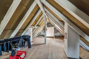 Helle 3-Zimmer-Dachgeschosswohnung  — neues Dach, ruhige Lage und Gartennutzung – Die vollständige Adresse der Immobilie erhältst du vom Anbieter., 90409 Schleifweg, Nürnberg – Vorschaubild 14