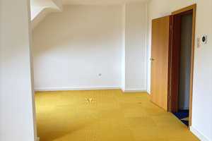 Dachgeschosswohnung in Essen-Holsterhausen - Papestr. – Papestr. 64, 45147 Essen – Vorschaubild 3