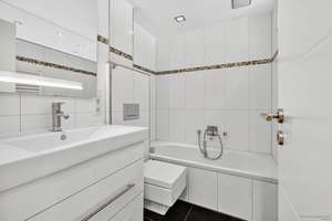 GEORGI: Moderne Maisonette-Wohnung mit zwei Balkonen & Homeoffice in Pasing – Die vollständige Adresse der Immobilie erhältst du vom Anbieter., 81241 Am Westbad, München – Vorschaubild 4