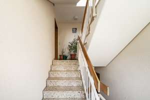 schöne 3,5 Zi. Wohnung Luginsland an den Weinbergen mit TG Stellplatz, 2 Balkone – Maximilianstr 4, 70327 Luginsland, Stuttgart – Vorschaubild 4