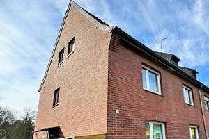 ***Wassenberg, 4-Zi.-Whg. mit Wohnküche + Balkon + Garten über 2 Etagen!***