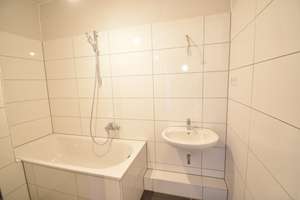 gut geschnittene 3 Zi. - Wohnung – Heißenerstraße 238, 45359 Schönebeck, Essen – Vorschaubild 2