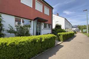 Solides Reiheneckhaus mit Garten in ruhiger Lage von Weilheim an der Teck – Esslingen (Kreis) – Vorschaubild 2