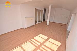 Renditestark vermietete 3-Raum-WE mit Loggia und Stellplatz im schönen Ebersdorf! – Franz-Wiesner-Straße 48, 9131 Ebersdorf, Chemnitz – Vorschaubild 8