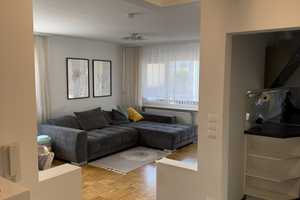*Reserviert* Modernisierte 3-Zimmer-Erdgeschosswohnung mit Balkon u. EBK in Heilbronn-Horkheim – Heilbronn – Vorschaubild 1