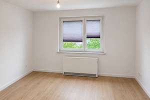 Frisch modernisierte Wohnung mit Südbalkon, Aufzug & Garage in Essen-Kettwig – Moselstraße 28, 45219 Kettwig, Essen – Vorschaubild 3
