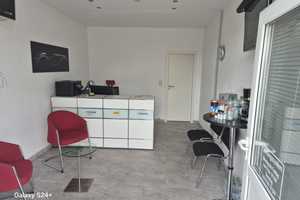 Mehrfamilienhaus und Gewerbe 3 Wohnungen Werkstatt Büro Lager 7 Parkplätze – Regelsbacherstr 2, 90547 Fürth (Kreis) – Vorschaubild 10