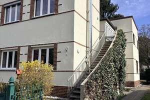 Einfamilienhaus in ruhiger Lage für Familien oder als Anlageobjekt – Die vollständige Adresse der Immobilie erhältst du vom Anbieter., 10318 Karlshorst, Berlin – Vorschaubild 2