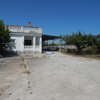 HAUS MIT GRUNDSTÜCK IN ALBAIDA