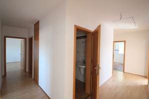 Im Herzen von Pützchen - Große 3-Zimmer-Wohnung mit Sonnenbalkon – Die vollständige Adresse der Immobilie erhältst du vom Anbieter., 53229 Pützchen/Bechlinghoven, Bonn – Vorschaubild 7