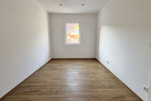 Gostenhof ! Helle chice und moderne 2-Zi.-Altbau-Whg. 52 m²,hochwertige Einbauküche,2.OG mit Aufzug. – Die vollständige Adresse der Immobilie erhältst du vom Anbieter., 90429 Bärenschanze, Nürnberg – Vorschaubild 12
