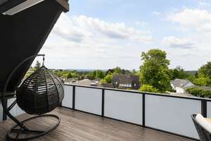 Penthouse-Charakter mit Kamin, traumhafter Dachterrasse und Weitblick in Dortmund-Höchsten – Die vollständige Adresse der Immobilie erhältst du vom Anbieter., 44267 Holzen, Dortmund – Vorschaubild 2