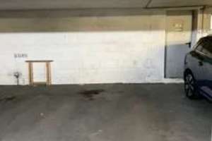 Stilvolle Maisonette-Wohnung mit Garten und Tiefgarage – Die vollständige Adresse der Immobilie erhältst du vom Anbieter., 40468 Unterrath, Düsseldorf – Vorschaubild 7