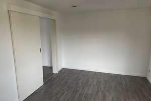 Charmante & Modernisierte 2-Zimmer-Wohnung mit Balkon – sofort bezugsfrei! – Halberstädter Str 75, 39112 Sudenburg, Magdeburg – Vorschaubild 4
