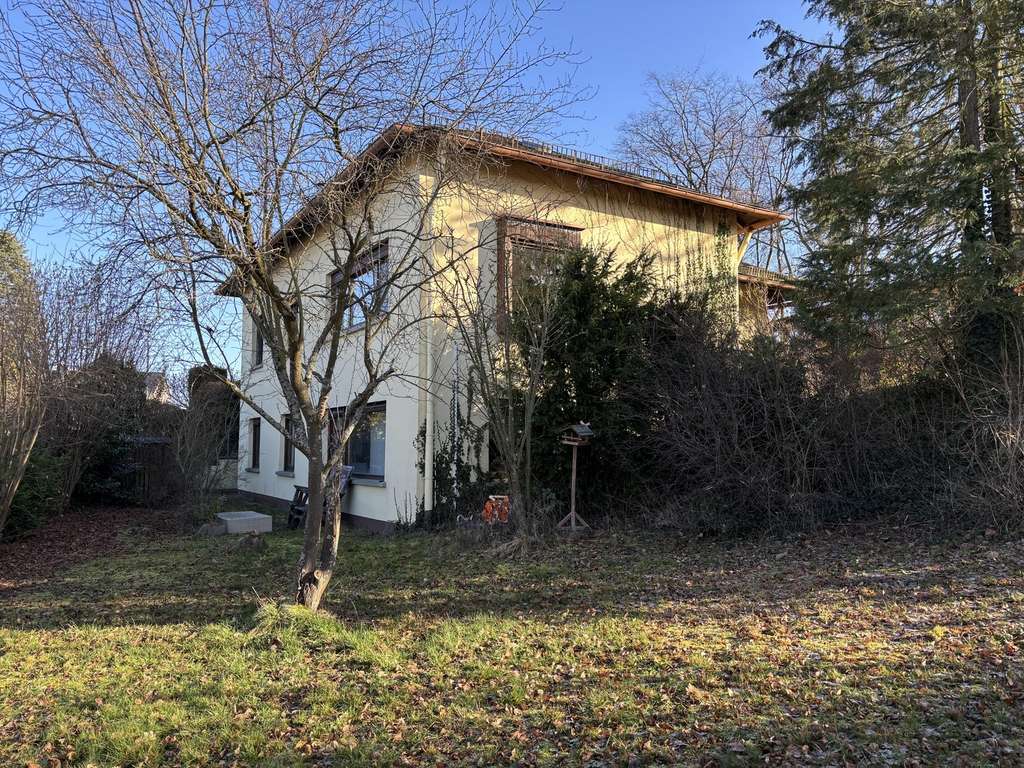 Immobilie in Usingen - 🏡 Idyllisches 1-2 Familienhaus mit großem Garten, Halle & Potenzial in Usingen Kransberg - Bild 2