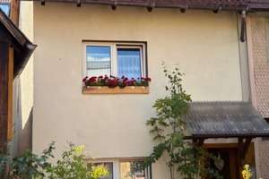 Wohnen wo andere Urlaub machen ☆ Ruhig ☆ Altstadt ☆ Homeoffice ☆ – Die vollständige Adresse der Immobilie erhältst du vom Anbieter., 97653 Bischofsheim an der Rhön – Vorschaubild 2