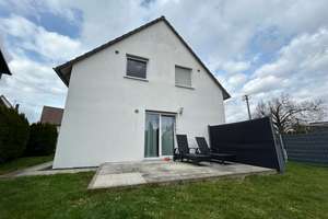 Gepflegtes Haus mit vier Zimmern und EBK in Staig