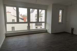 Stilvolle 2-Zimmer-Wohnung in Bremen mit Einbauküche und Balkon