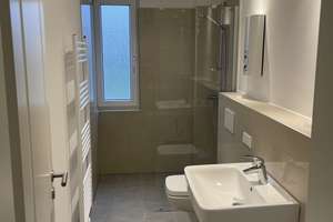 Exklusive kernsanierte 3-Zimmer-Wohnung mit hochwertiger Ausstattung und Parkblick