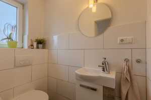 Renoviertes Reihenendhaus in Bestlage! – Friesland (Kreis) – Vorschaubild 13