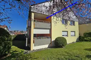 "Helle 4-Zimmer-Eigentumswohnung mit Süd-West-Balkon & Garage - ideal für Familien oder als – Reutlingen (Kreis) – Vorschaubild 1