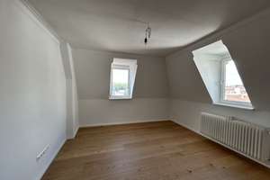 Von Privat denkmalgeschütztes Mehrfamilien Haus mit Carport in Stuttgart-Mitte-Ost – Schubartstraße 17, 70190 Kernerviertel, Stuttgart – Vorschaubild 8