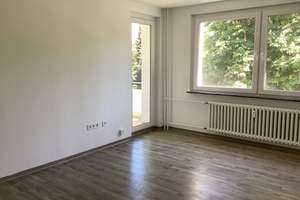 Geräumige 3-Raumwohnung mit Balkon und Blcik ins Grüne – Am Großen Wiel 3, 33609 Heepen, Bielefeld – Vorschaubild 1