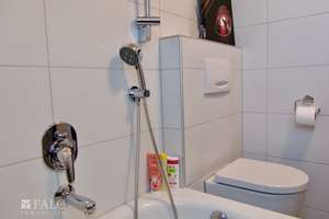 Einfach Mehr: Top 2-Zimmer-DG-Wohnung, modernisiert, EBK, Balkon, Garage. Ruhige Wohnlage. – Die vollständige Adresse der Immobilie erhältst du vom Anbieter., 85055 Nordost, Ingolstadt – Vorschaubild 10