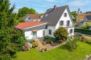 Reichartshausen: Großzügiges Ein-Zweifamilienhaus in Ortsrandnähe – Die vollständige Adresse der Immobilie erhältst du vom Anbieter., 74934 Reichartshausen – Vorschaubild 5