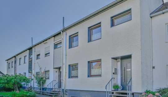 Bild von Elegantes Reihenmittelhaus in Timmerlah – Garage und Stellplatz inklusive