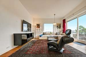 MÖBLIERT - SEHR GEFRAGTE LAGE - Großzügige Wohnung mit Balkon und Garage – Die vollständige Adresse der Immobilie erhältst du vom Anbieter., 70191 Relenberg, Stuttgart – Vorschaubild 5