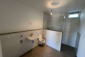 Ersteinzug in Frauenaurach: 3-Zimmer-Wohnung mit überdachter Terrasse – 91056 Frauenaurach, Erlangen – Vorschaubild 10