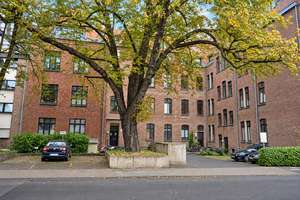 Kleines Apartment inkl. Außenstellplatz in Köln Bayenthal! Leerstand!