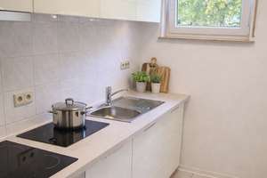 Renovierte, helle 2-Zimmer Wohnung mit EBK & Garage in Bestlage – Seelenbinderstraße 2, 4159 Möckern, Leipzig – Vorschaubild 3