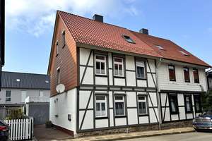 Ihr neues Zuhause - Charmante Doppelhaushälfte in ruhiger Lage von Ilsenburg – Die vollständige Adresse der Immobilie erhältst du vom Anbieter., 38871 Ilsenburg (Harz) – Vorschaubild 1