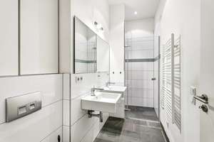 **Maisonette mit Hauscharakter – 5 Zimmer, Südterrasse und Tiefgarage** – Die vollständige Adresse der Immobilie erhältst du vom Anbieter., 14167 Lichterfelde, Berlin – Vorschaubild 18