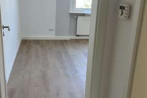 Stilvoll renovierte 3-Zimmer-Wohnung mit Balkon in zentraler Lage der Zellerau – Frankfurter Straße 31, 97082 Zellerau, Würzburg – Vorschaubild 4