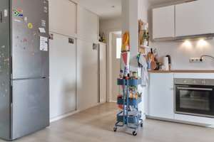 Modernisierte DG-Wohnung am Ringpark — hell, ruhig, mit EBK und Gartenanteil  – Leiblstraße 4, 97072 Altstadt, Würzburg – Vorschaubild 4