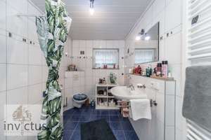 Wohnen mit Stil: Großzügiges Haus mit 6 Zimmern, Wintergarten, Doppelgarage, Kamin & Einliegerwhg! – Die vollständige Adresse der Immobilie erhältst du vom Anbieter., 74211 Leingarten – Vorschaubild 32