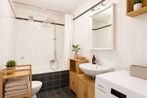 Über den Dächern Münchens – Charmante 2-Zimmer-Dachgeschosswohnung mit Süd-West-Balkon - Maxvorstadt – Die vollständige Adresse der Immobilie erhältst du vom Anbieter., 80798 Josephsplatz, München – Vorschaubild 10