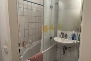Geschmackvolle 1-Raum-Wohnung mit Balkon und Einbauküche in Berlin Schmargendorf (Wilmersdorf) – Breite Straße 42a, 14199 Berlin – Vorschaubild 3
