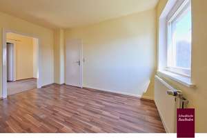 Vielseitiges Wohnhaus mit 3 Wohnetagen, Garten & Garage – ideal als MFH oder großzügiges EFH +++ – Lorcher Straße 5, 70374 Im Geiger, Stuttgart – Vorschaubild 24