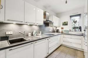 Exklusives Familien-Townhouse in begehrter Lage – Die vollständige Adresse der Immobilie erhältst du vom Anbieter., 40549 Heerdt, Düsseldorf – Vorschaubild 6