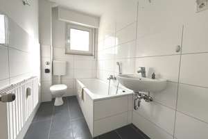 3-Zimmer-Etagenwohnung im 2.OG in Duisburg-Vierlinden – Die vollständige Adresse der Immobilie erhältst du vom Anbieter., 47178 Vierlinden, Duisburg – Vorschaubild 5