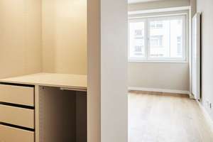 Erstbezug nach Sanierung - 3 Zimmerwohnung mit Balkon direkt zwischen Kudamm und dem Tiergarten – Die vollständige Adresse der Immobilie erhältst du vom Anbieter., 10785 Tiergarten, Berlin – Vorschaubild 11