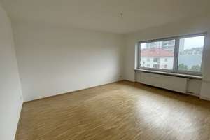 Ab sofort frei – Balkon mit Blick zur Christuskirche –2-Zimmer-Wohnung mit 3-Zimmer-Potenzial – Josefsstraße 70-76, 55118 Neustadt, Mainz – Vorschaubild 3