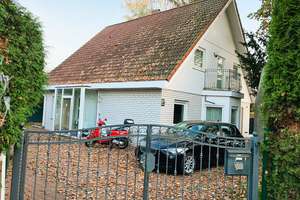 Wohnen mit Charme: Haus mit Kamin in ruhiger Lage (13589 Berlin) – Tauschoption